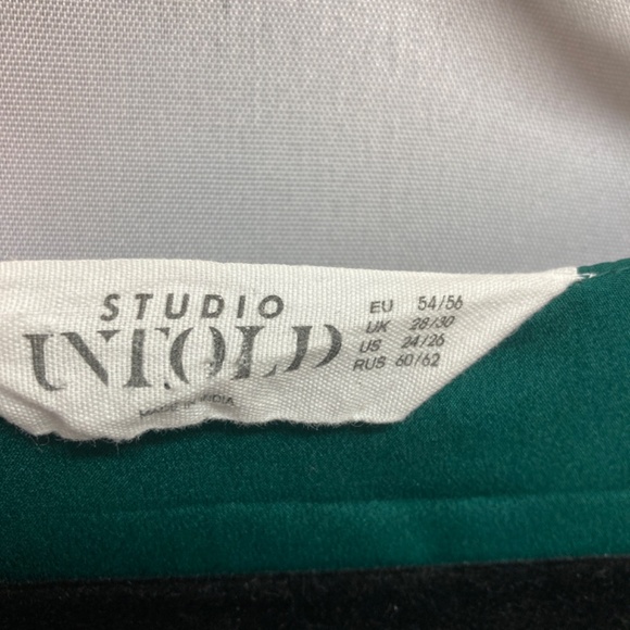 Studio Untold Green Longsleeve Dress Heart Animal Print Tiered Ruffle 24 - Picture 3 of 8